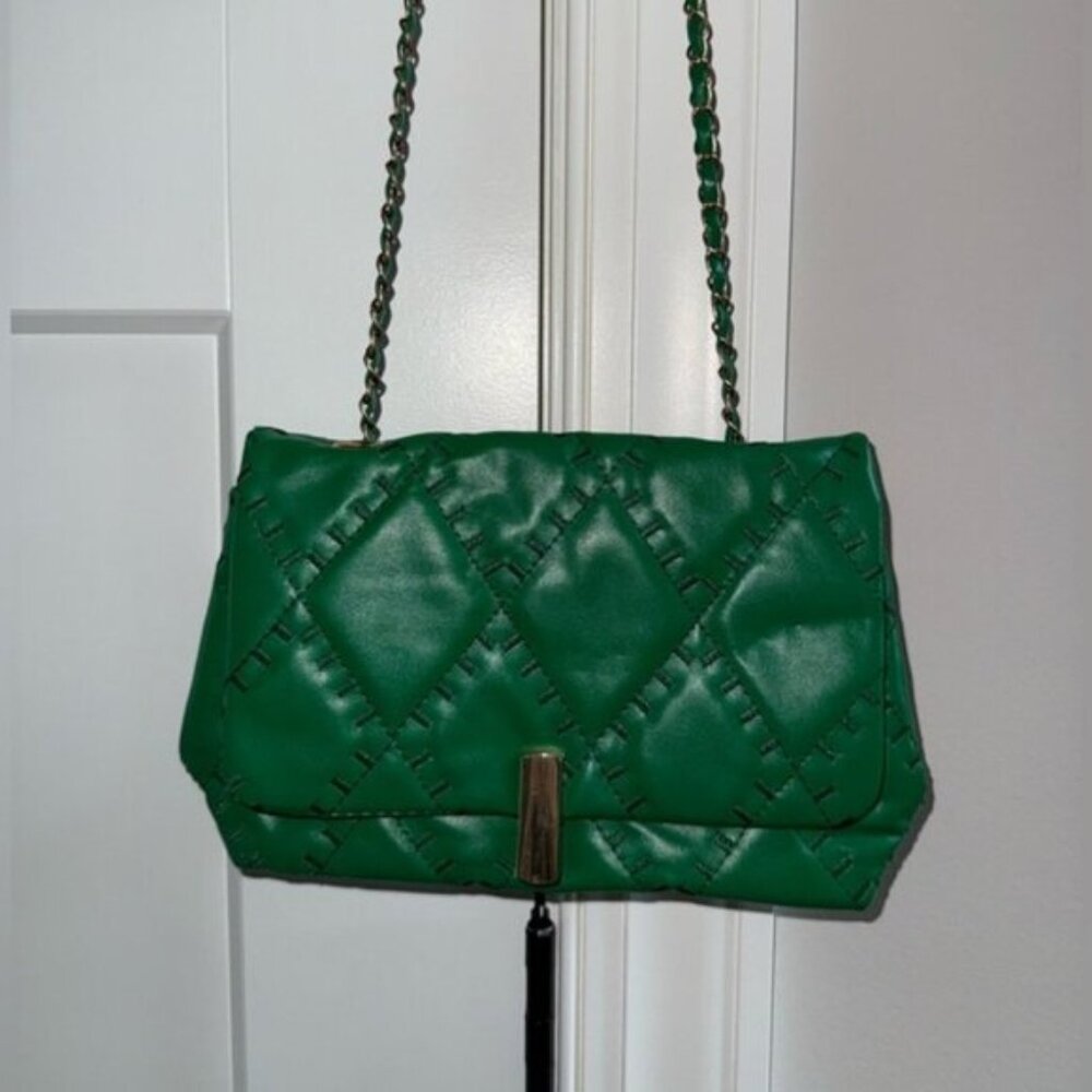 SHEIN Green Quilted Crossbody Bag with Chain Strap